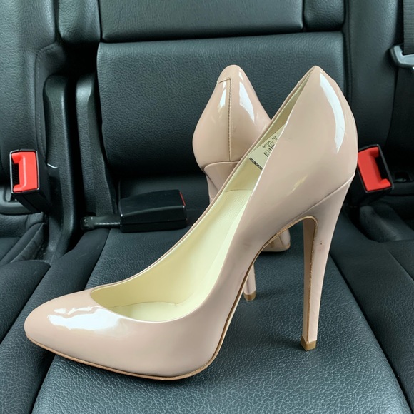 Brian atwood heels - Picture 2 of 5